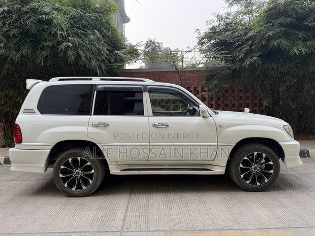 Lexus LX 470 AWD 2000 Pearl