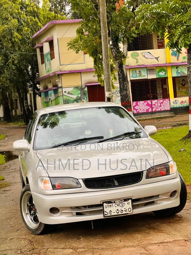 Toyota Corolla II 1999 White