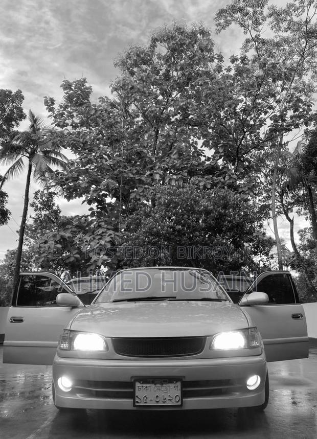 Toyota Corolla II 1999 White