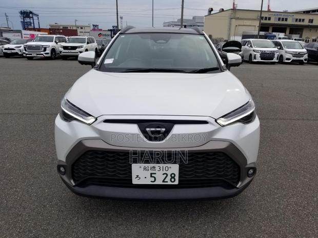 Toyota Corolla Cross 2024 Pearl