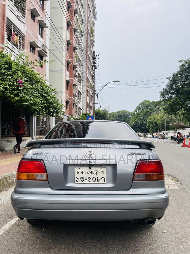 Toyota Corolla 1.3 Sedan 1996 Gray