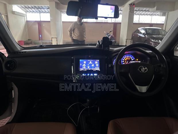 Toyota Axio 1.5 Hybrid 2WD 2018 White