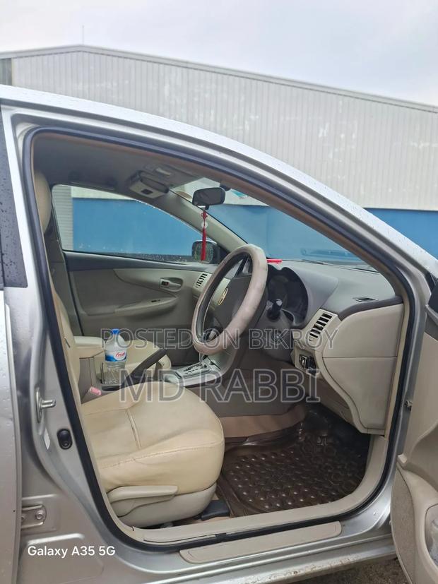 Toyota Axio 2010 Silver