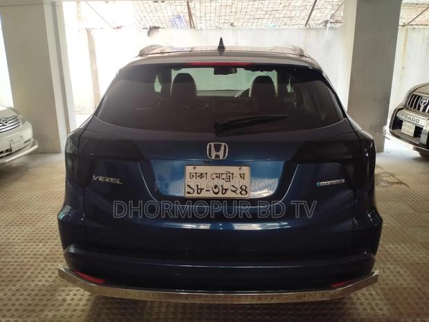 Honda Vezel 1.5 Hybrid 4WD 2014 Blue