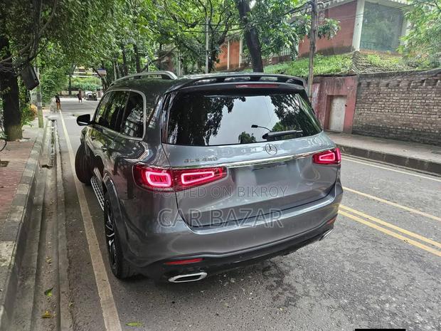 Mercedes-Benz GLS-Class GLS 400d 2022 Gray