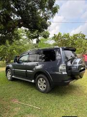 Mitsubishi Pajero 2007 Gray for sale