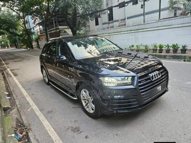 Audi Q7 2017 Black