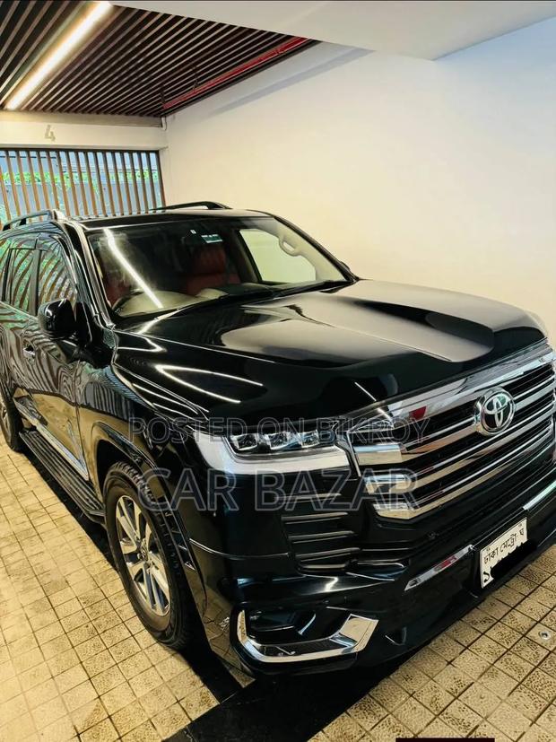 Toyota Land Cruiser 2011 Black