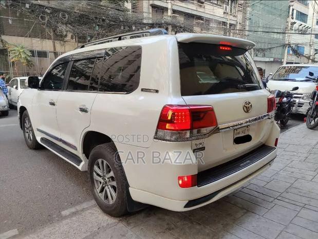 Toyota Land Cruiser 2014 Pearl