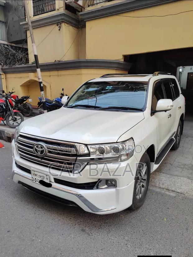 Toyota Land Cruiser 2014 Pearl
