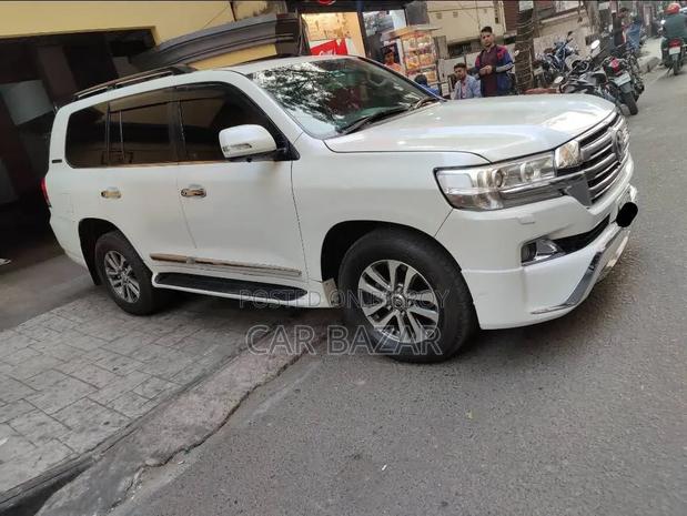 Toyota Land Cruiser 2014 Pearl