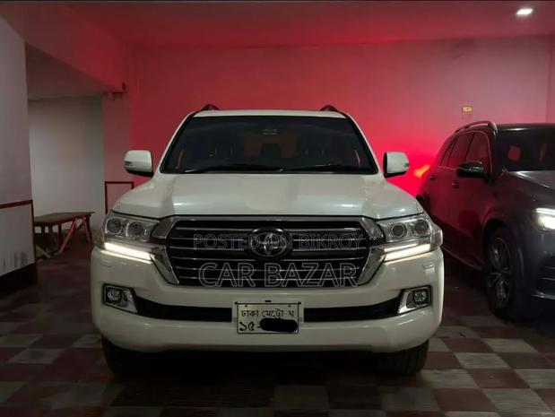 Toyota Land Cruiser 4.5 V8 VXR 2017 Pearl