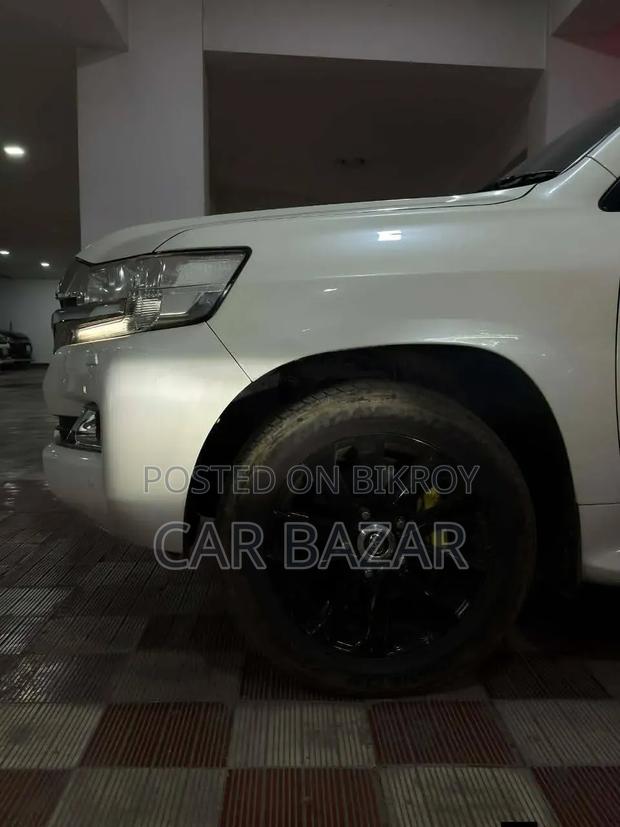 Toyota Land Cruiser 4.5 V8 VXR 2017 Pearl