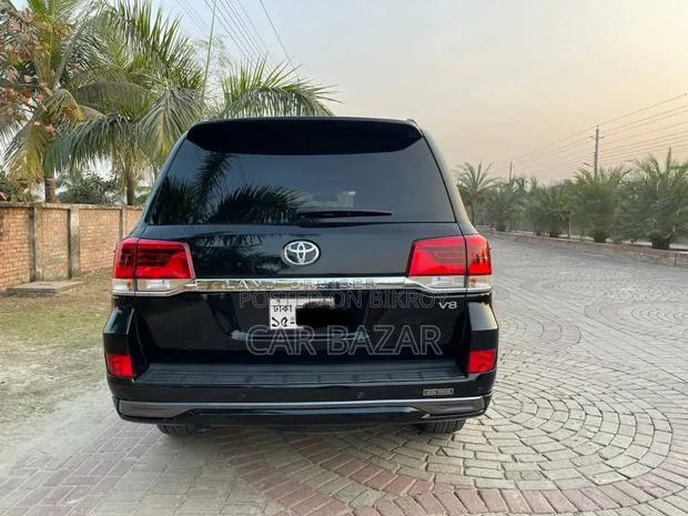 Toyota Land Cruiser 4.5 V8 GX-R 2015 Black