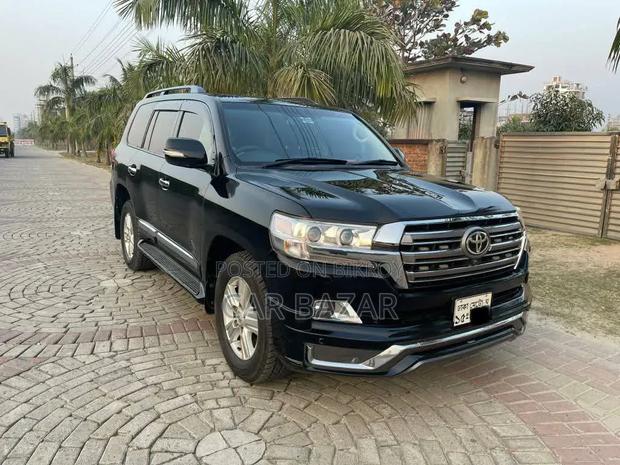 Toyota Land Cruiser 4.5 V8 GX-R 2015 Black