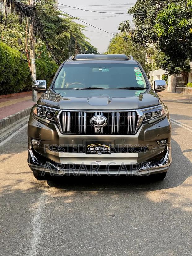 Toyota Land Cruiser Prado 2016
