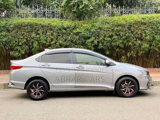 Honda Grace 1.5 Hybrid FWD 2017 Gray