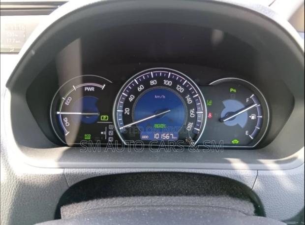 Toyota Esquire 1.8 FWD Hybrid (7 Seater) 2021 Black
