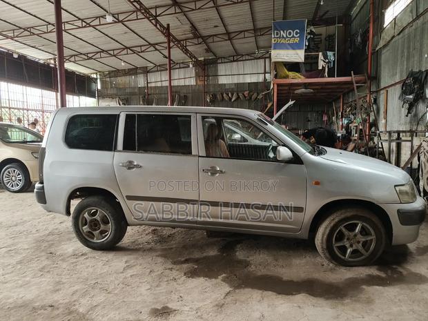 Toyota Succeed 2003 Silver