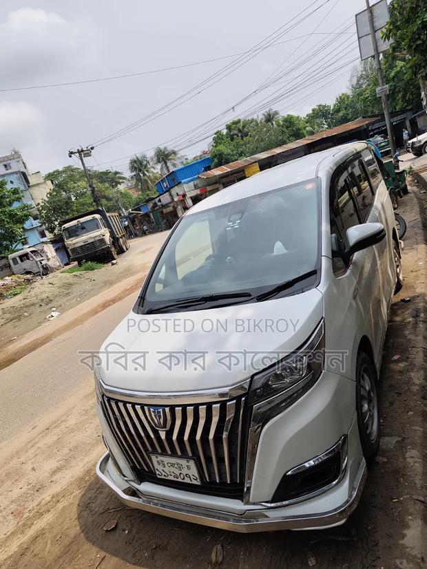 Toyota Noah 2018 Pearl