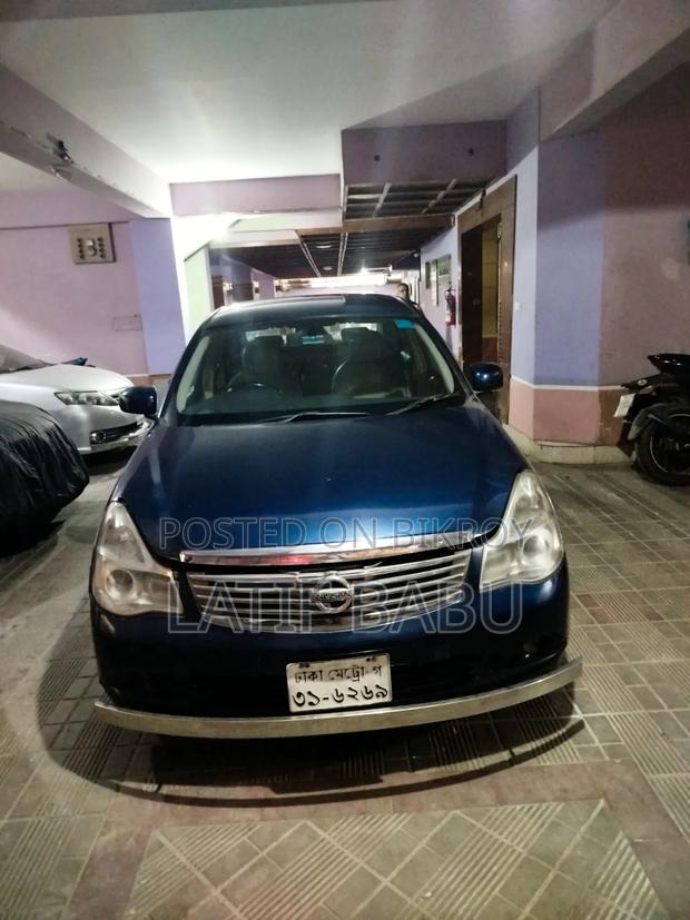 Nissan Bluebird 2011 Blue