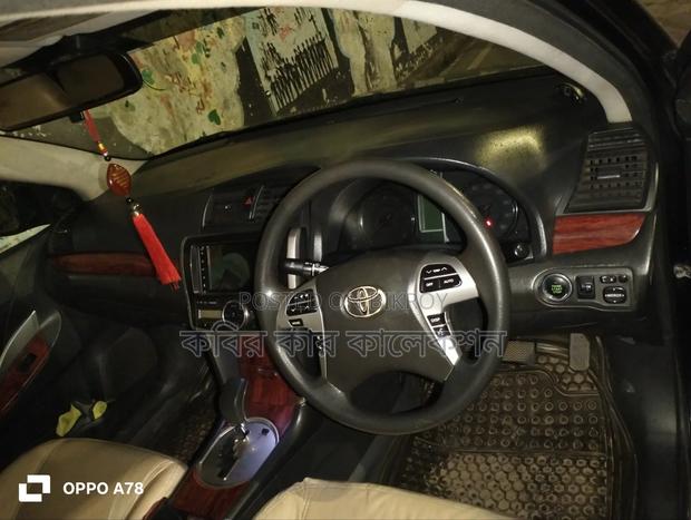 Toyota Premio 2010 Black