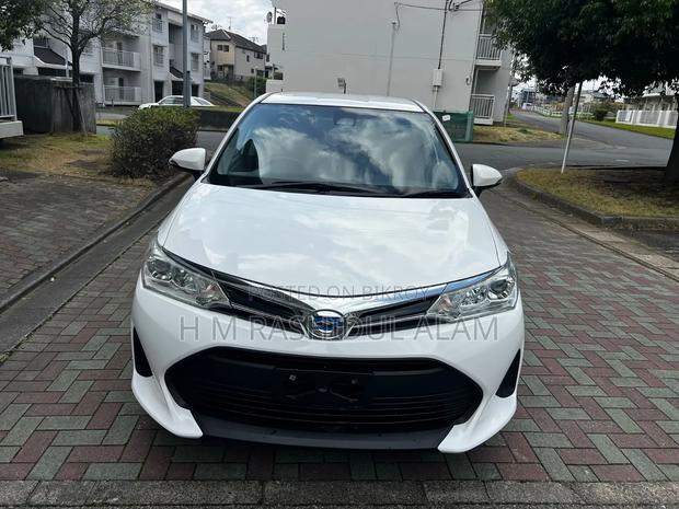 Toyota Axio 2021 White