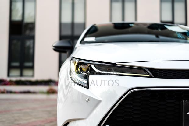Toyota Corolla Hatchback 2022 White