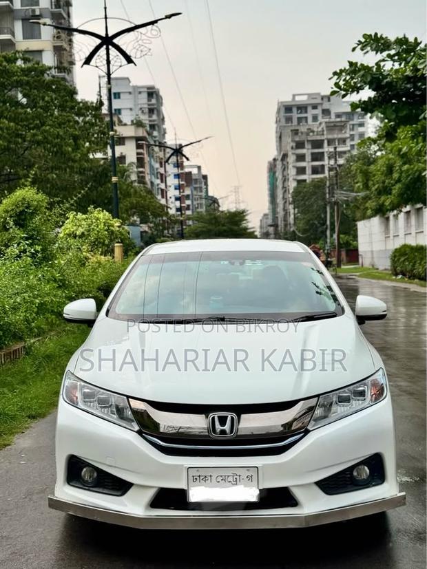 Honda Grace 2016 Pearl