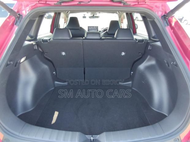 Toyota Corolla Cross 1.8 Hybrid FWD 2022 Red