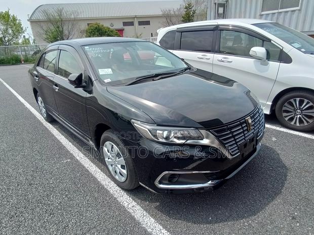 Toyota Premio 2021 Black