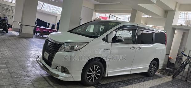 Toyota Noah 2014 Pearl