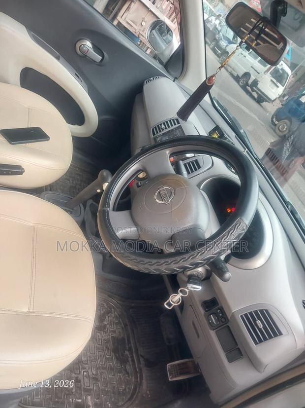 Nissan March 2005 Silver