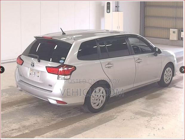 Toyota Corolla Fielder 1.5 Hybrid FWD 2021 Silver