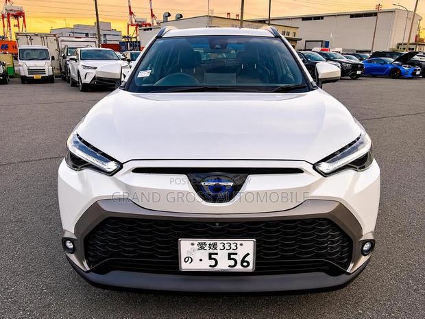 Toyota Corolla Cross 1.8 Hybrid FWD 2022 Pearl