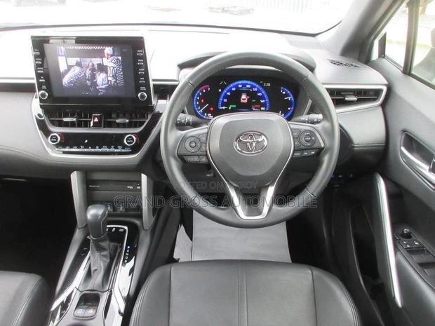 Toyota Corolla Cross 1.8 Hybrid FWD 2022 Pearl