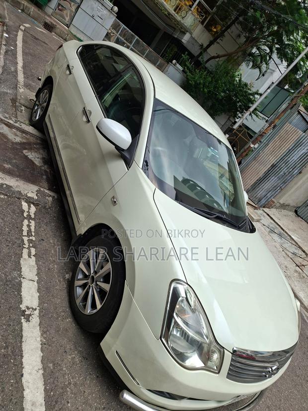 Nissan Bluebird 2008 Pearl