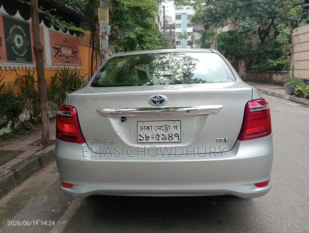 Toyota Axio 2019 Silver
