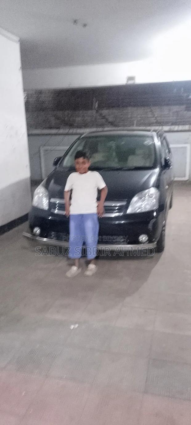 Toyota Raum 2011 Black