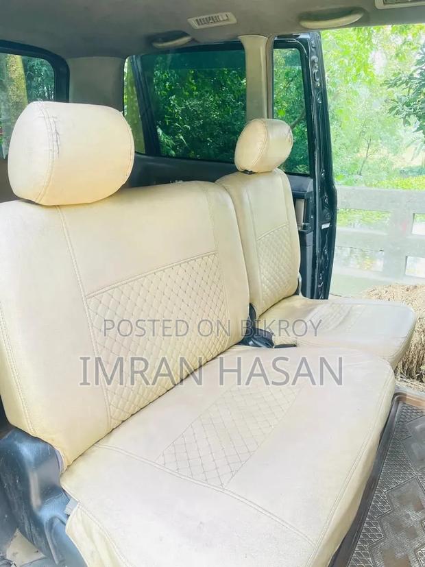 Toyota Noah 2002 Black