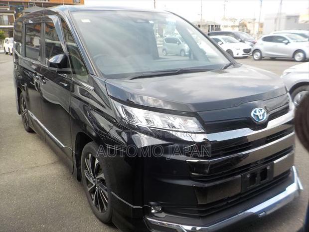 Toyota Noah 2023 Black