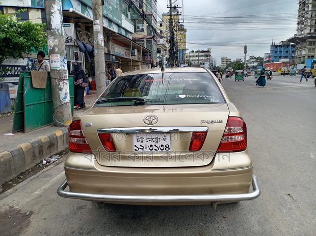 Toyota Premio 2004 Gold