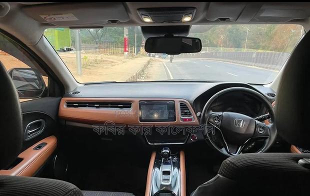 Honda Vezel 2014 Maroon
