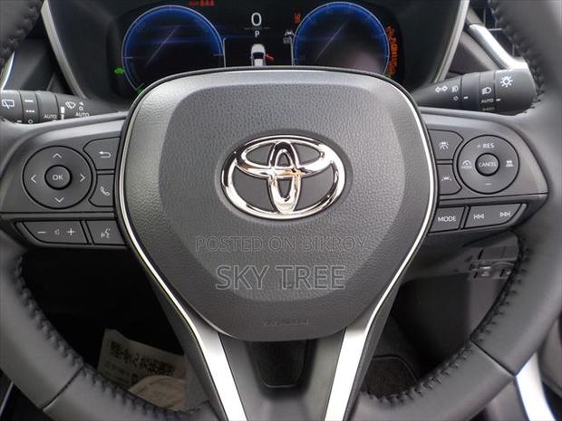Toyota Corolla Cross 2026 Pearl