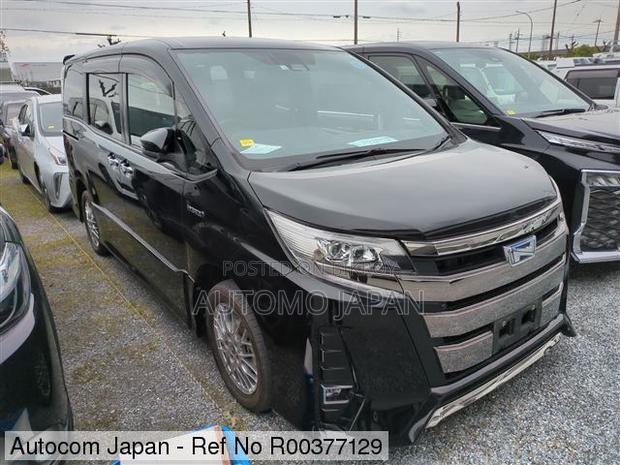 Toyota Noah 1.8 FWD Hybrid (7 Seater) 2020 Black