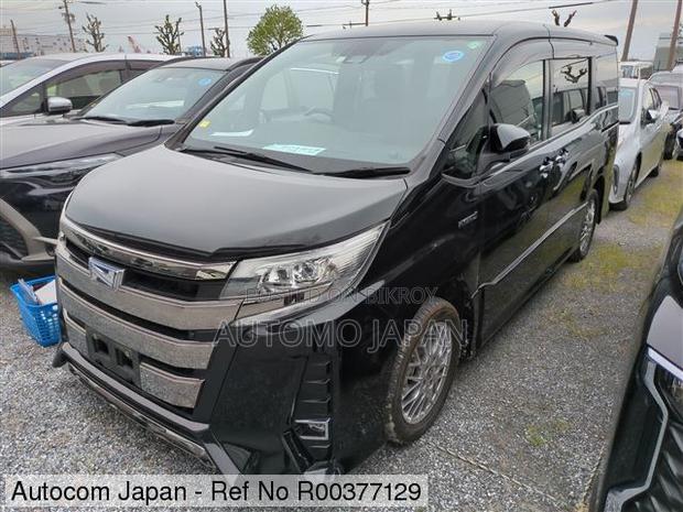Toyota Noah 1.8 FWD Hybrid (7 Seater) 2020 Black