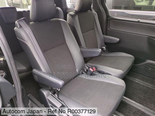 Toyota Noah 1.8 FWD Hybrid (7 Seater) 2020 Black