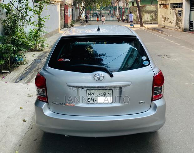 Toyota Axio 2009 Silver