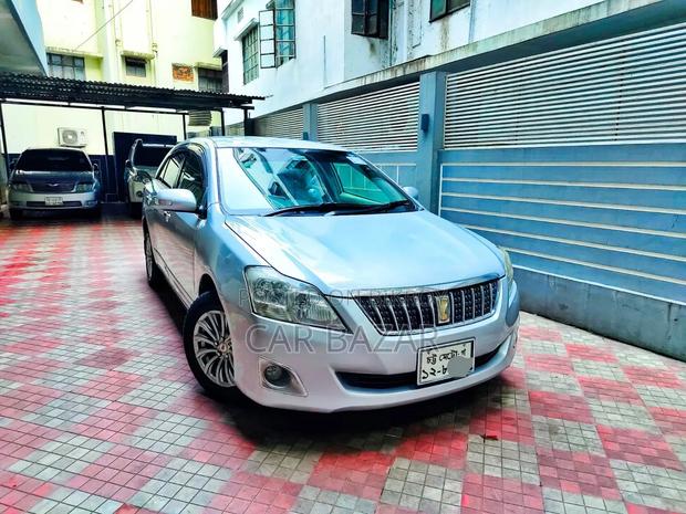 Toyota Premio 2010 Silver