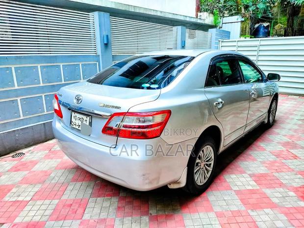 Toyota Premio 2010 Silver